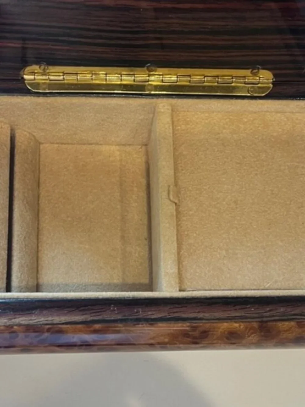Splendid Music Box Brown Jewelry Box with Gold Floral Accents